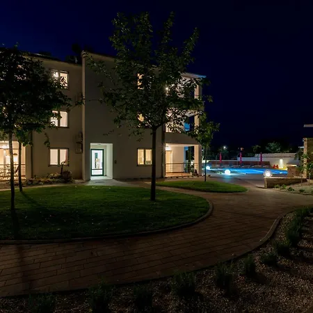 Villa Anja 2Nd Floor Peroj Exterior photo