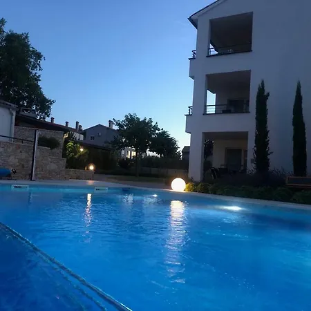 Villa Anja 2Nd Floor Peroj Exterior photo