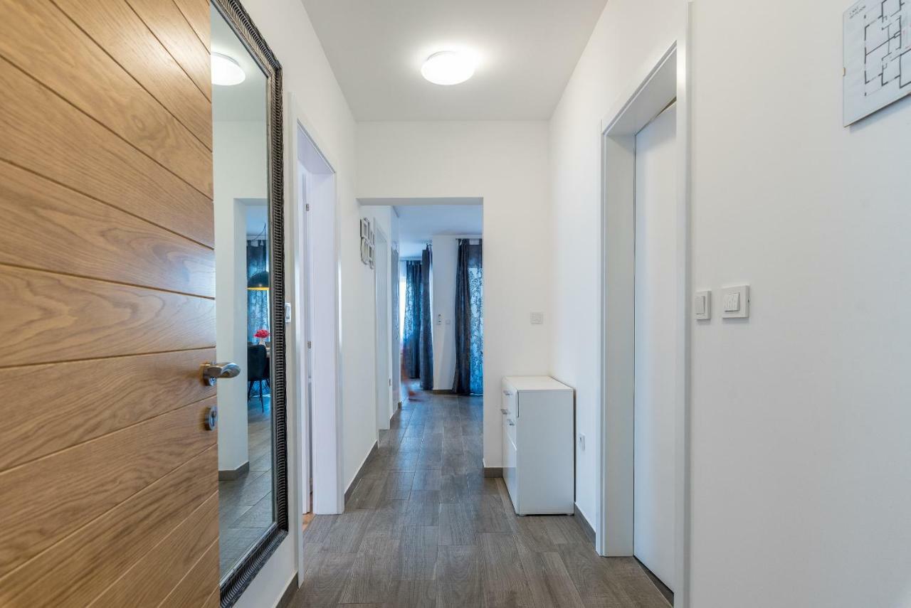 Anja 2nd Floor